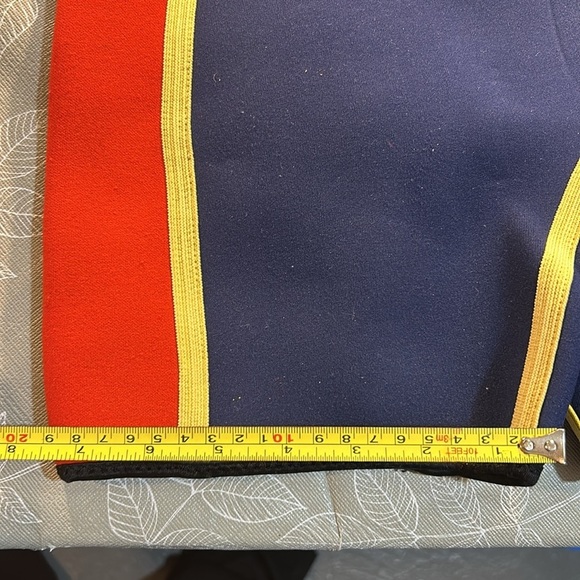 Kids Recss Wet Suit. No Sizing, see measurement’s in photos. - Picture 4 of 8